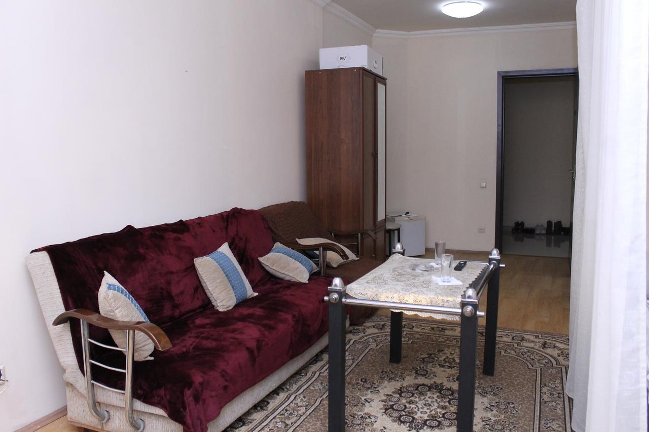 Hotel Hayat Batumi Esterno foto