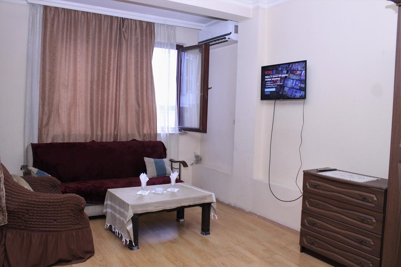 Hotel Hayat Batumi Esterno foto